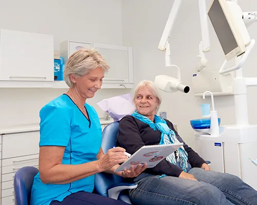 Pasient og tannpleier hos Tannklinikken Marisol & Kaldheim